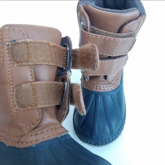 GAP Snow Boots Girls &amp; Boys Size 5T/6T