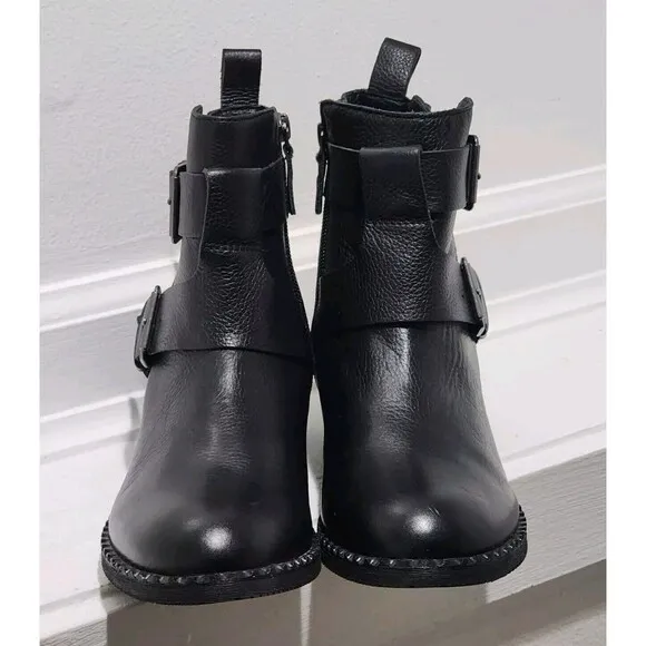 GENTLE SOULS by‎ KENNETH COLE Women's Biker Booties Best of Moto Boot - Size 7 M