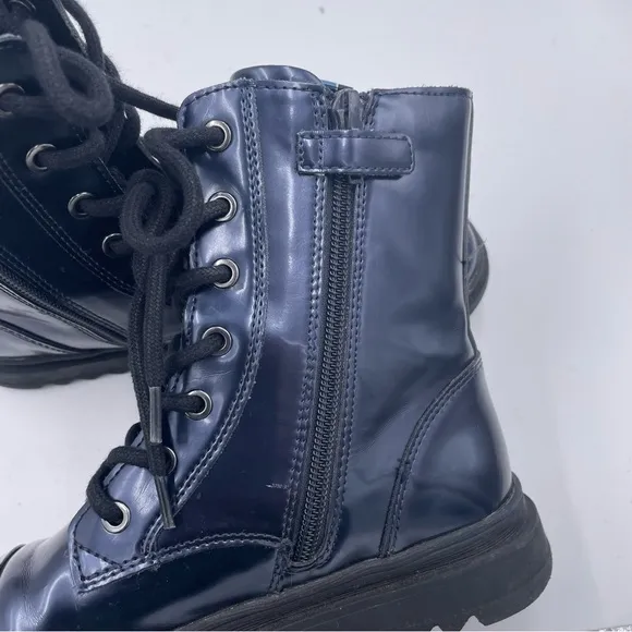 Geox Respira Gillyjaw Girls Dark Navy Combat Boots in Size 34 / 3