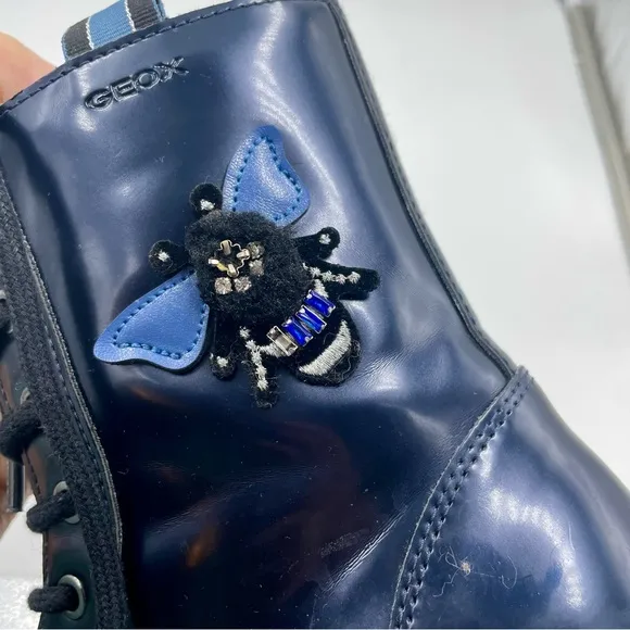 Geox Respira Gillyjaw Girls Dark Navy Combat Boots in Size 34 / 3