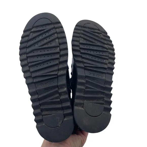 Geox Respira Gillyjaw Girls Dark Navy Combat Boots in Size 34 / 3
