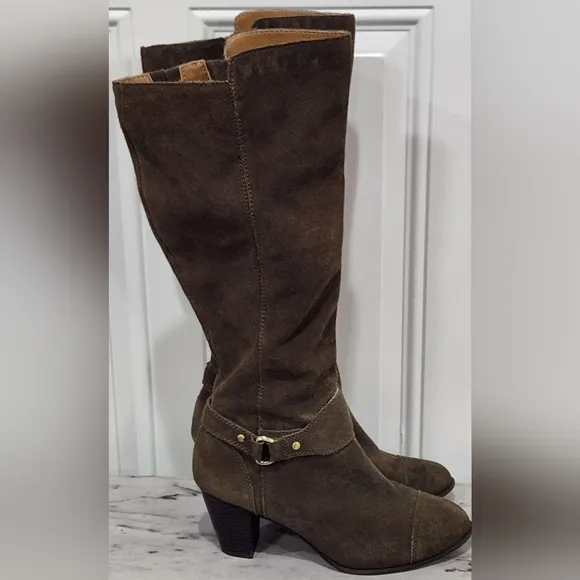 Giani Bernini Cagney knee length green suede boots women's size 7.5