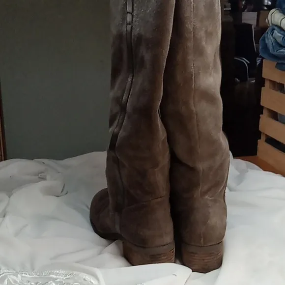 Gianni Bini riding boots size 8