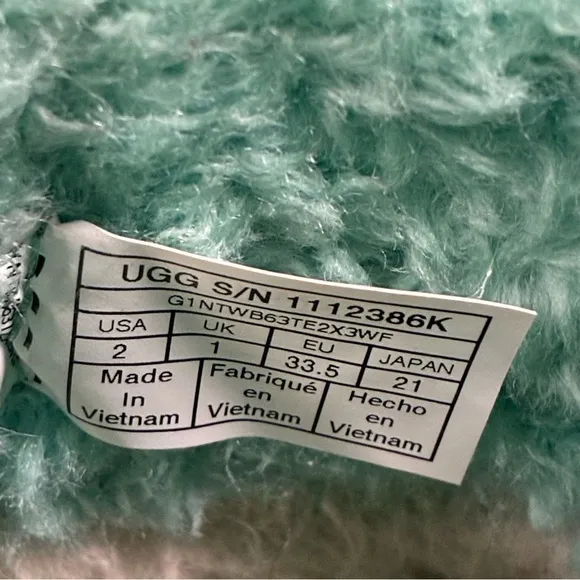 Girls Sz 2 Ugg Classic Clear Mini Teal Waterproof Rain Snow Boots Turquoise Warm
