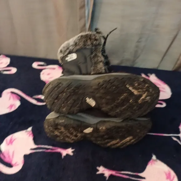 Girls The North Face Black Winter Snow Boots With Fur Trim Size 4