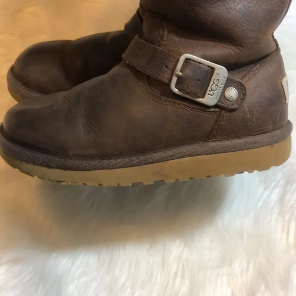 Girls UGG Boots Kensington Toast Brown Sz 13