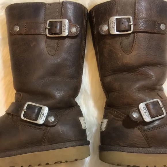 Girls UGG Boots Kensington Toast Brown Sz 13