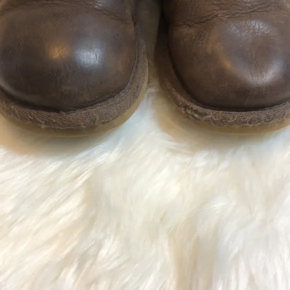 Girls UGG Boots Kensington Toast Brown Sz 13