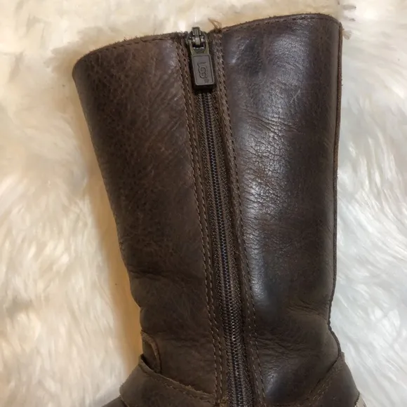 Girls UGG Boots Kensington Toast Brown Sz 13