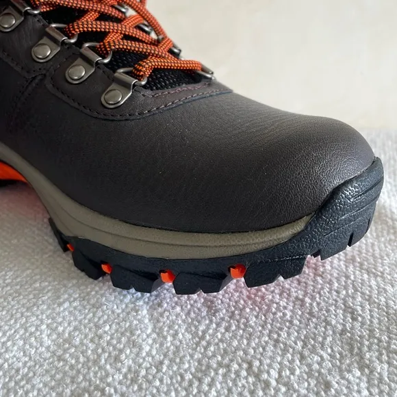 Goodyear Man Hiking Winter Boots - Size 9 - Dark real leather