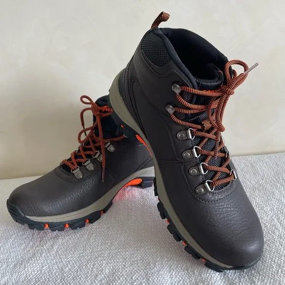 Goodyear Man Hiking Winter Boots - Size 9 - Dark real leather