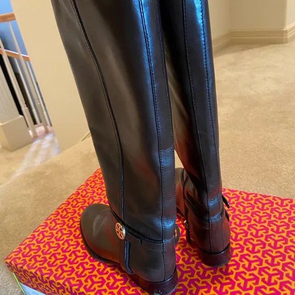 Gorgeous Tory Burch riding boots Bristol