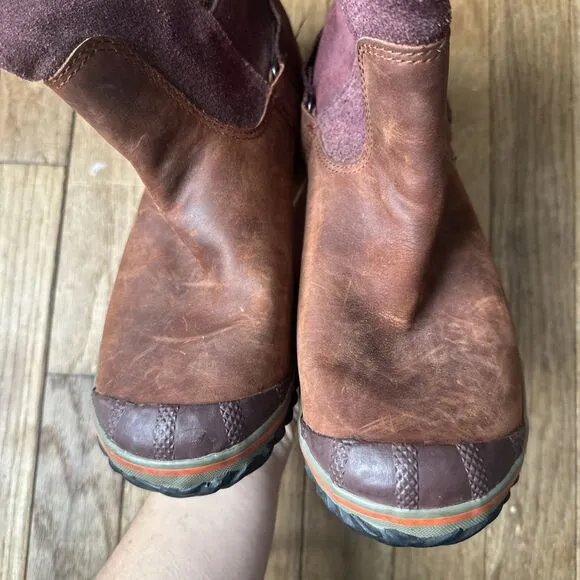 GUC Womens Sorel Slim shortie Boots Size 9 sunset weave  Brown Bonfire Leather