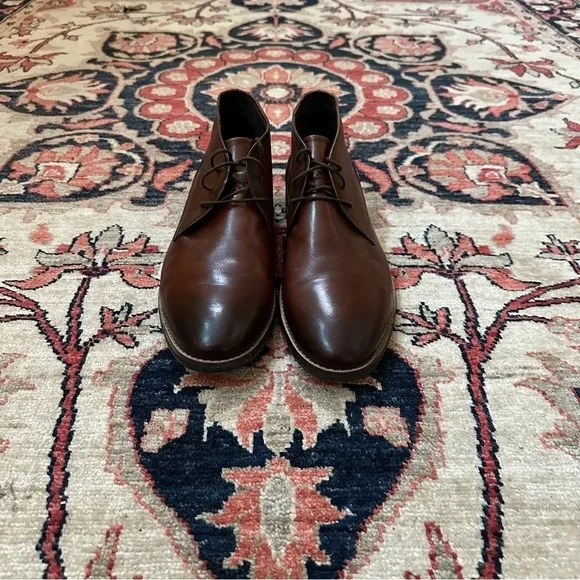 Hart Schaffner Marx Leather Chukka Boots