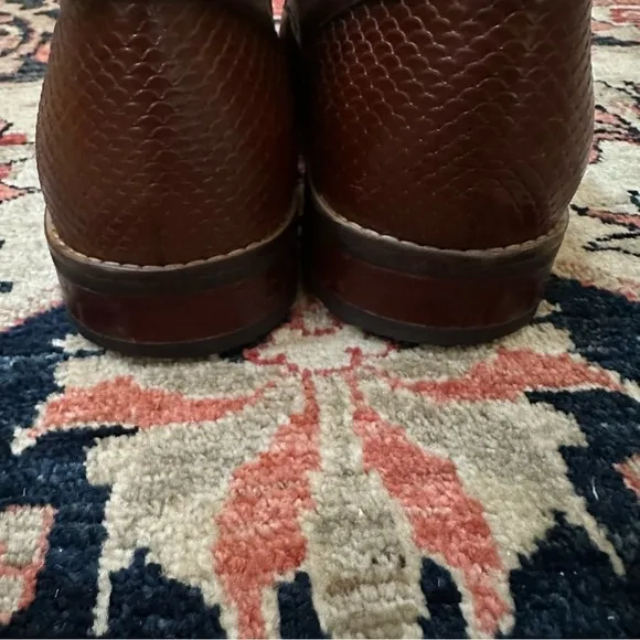 Hart Schaffner Marx Leather Chukka Boots