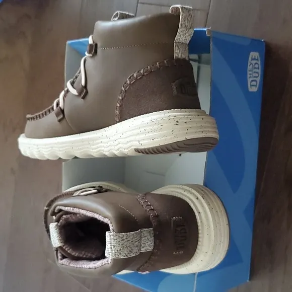HEY DUDE WENDY PEAK HI SUEDE