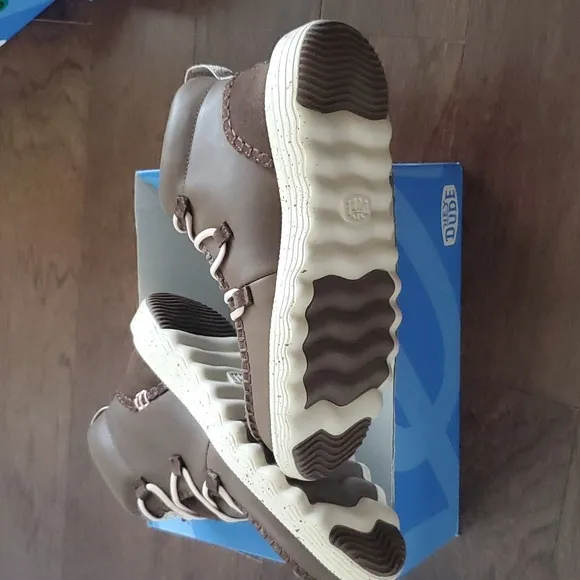 HEY DUDE WENDY PEAK HI SUEDE