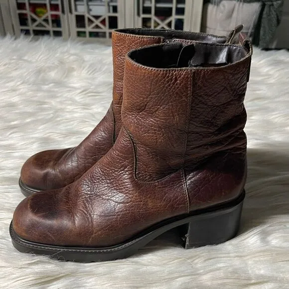 High Sierra 90's Chunky Heel Leather Boots in Brown