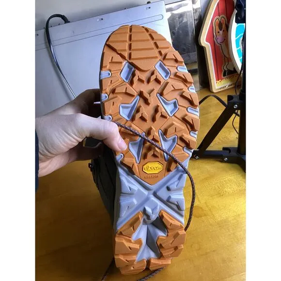 HOKA Anacapa GORE-TEX Hiking Boots Men’s size 11 D