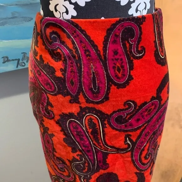 🎉HP🎉Talbots,Velvet Orange &amp; Red Paisley Skirt, Excellent Condition:))