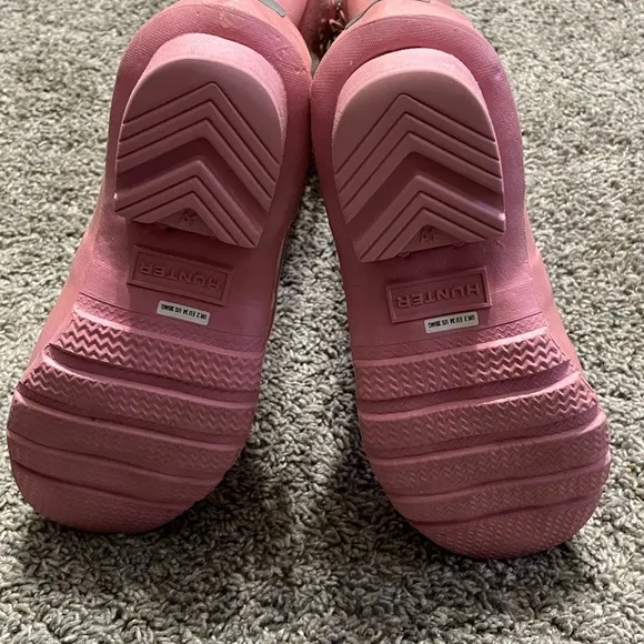 Hunter Glittery Pink rain boots Girls size 4 waterproof mud snow boot