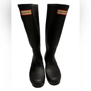Hunter Women’s Original Tall Waterproof Solid Matte Black Size US 7