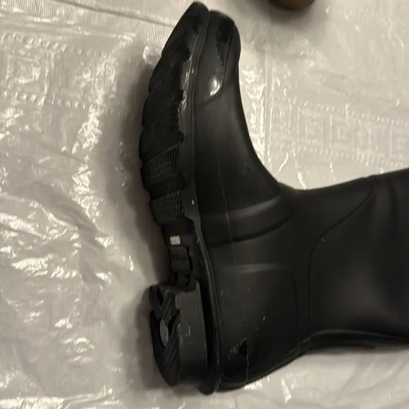 Hunter Women’s Original Tall Waterproof Solid Matte Black Size US 7