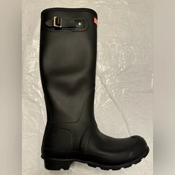 Hunter Women’s Original Tall Waterproof Solid Matte Black Size US 7