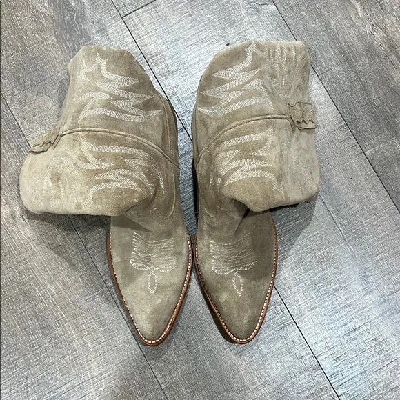 Idyllwind leather cowboy boots