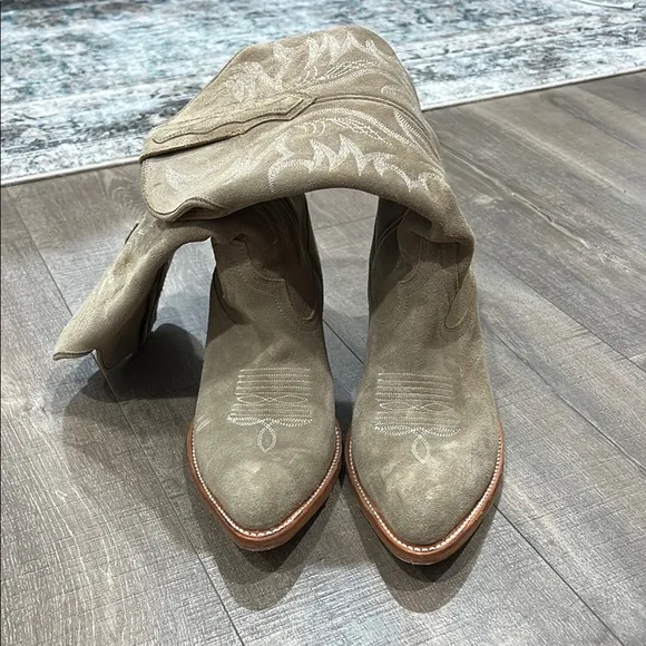 Idyllwind leather cowboy boots