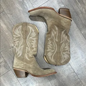 Idyllwind leather cowboy boots