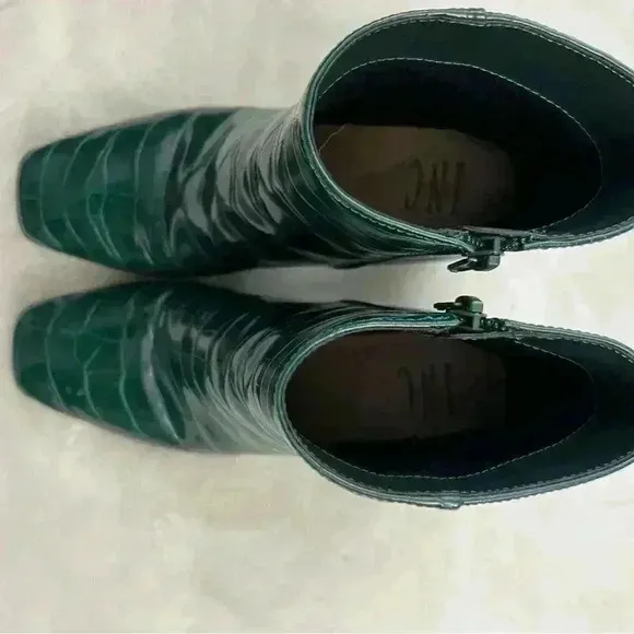 INC Green Snakeskin Faux Leather Ankle Boots Size 6