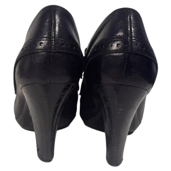 indigo by clarks Black Leather Shoe Boot Heel Size 9.5M ladies. Heel size 3.5&quot;