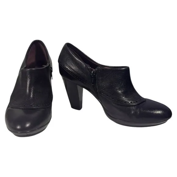 indigo by clarks Black Leather Shoe Boot Heel Size 9.5M ladies. Heel size 3.5&quot;