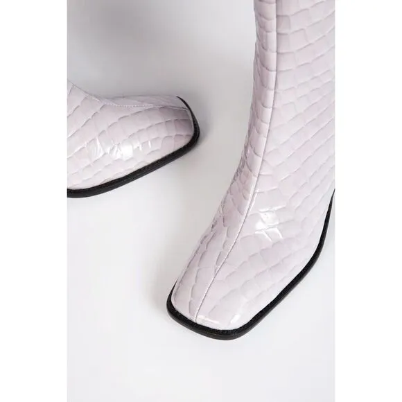 INTENTIONALLY BLANK - Womens Contour Heeled Boot Lilac