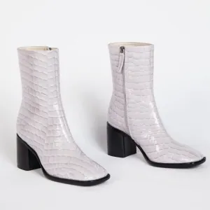 INTENTIONALLY BLANK - Womens Contour Heeled Boot Lilac