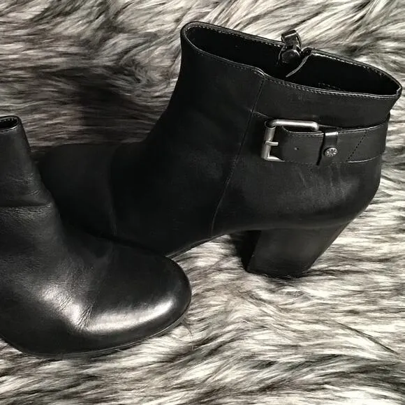 Isaac Mizrahi Black Leather Ankle Boots 7M