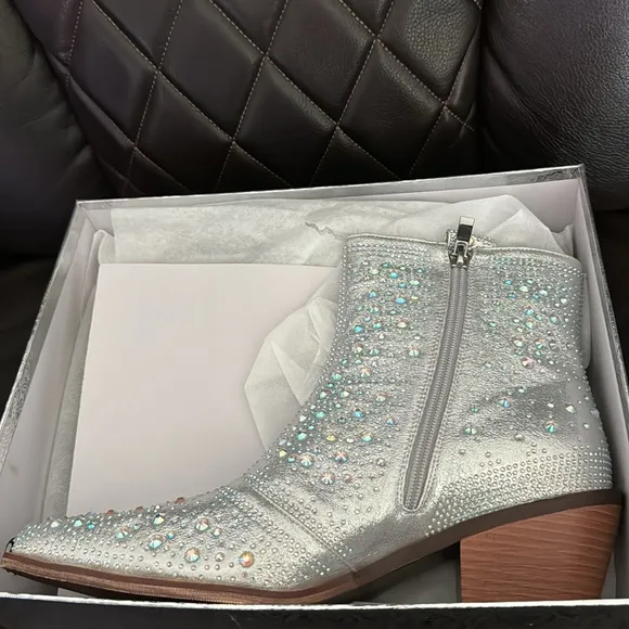 ISNOM Rhinestone Cowboy Boots Sparkly Ankle Boots with Pointed Toe and C…