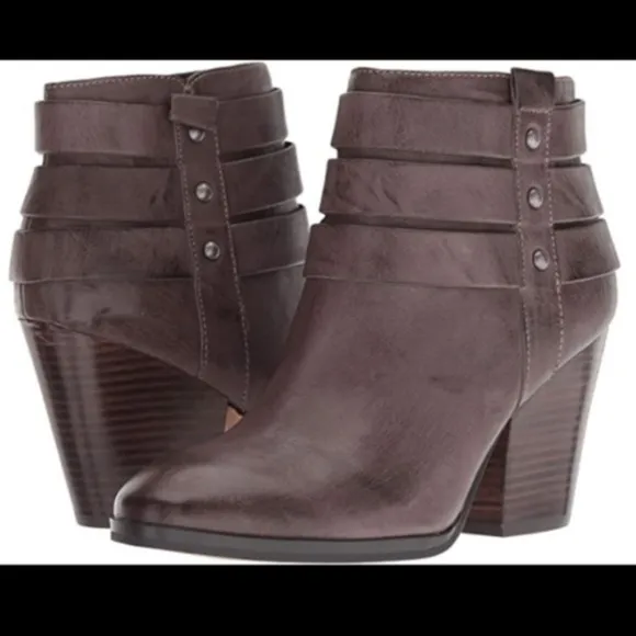 Isola Levina leather ankle boots women 8.5 brown western Y2K rodeo casual rodeo