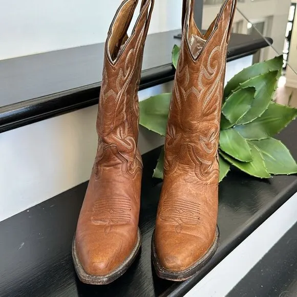 J. B. Dillon cowboy boots, genuine goat leather men’s 8 1/2 B like new.