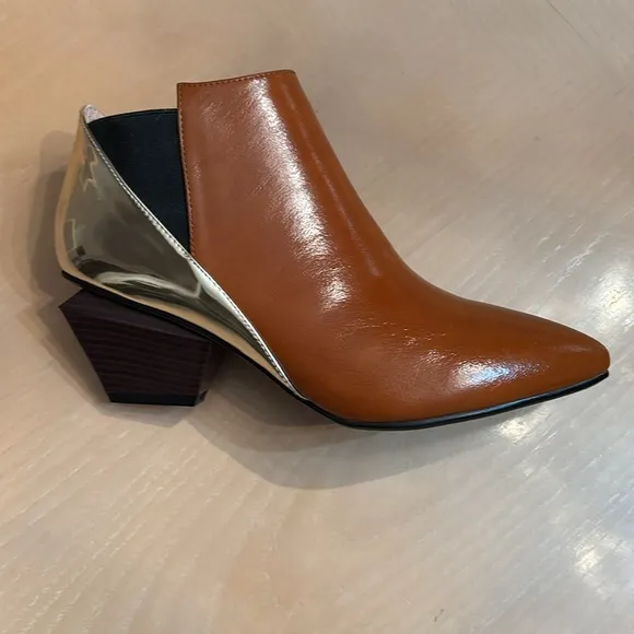 Jady Rose Brown &amp; Gold Color Block Geometric Heel Ankle Boots - Size 245