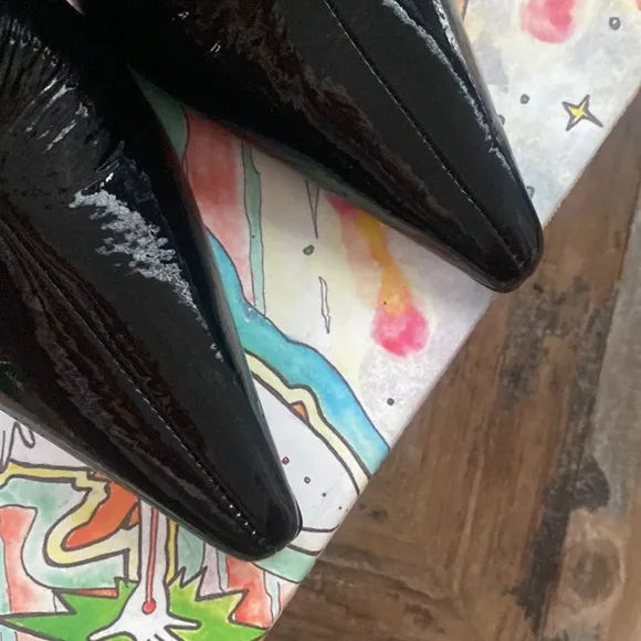 Jeffery Campbell Compass