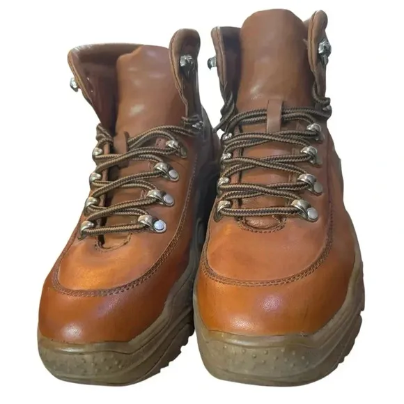 Jeffrey Campbell Debris Sneaker Boots Hiking Boots Women Size 7.5 EUC