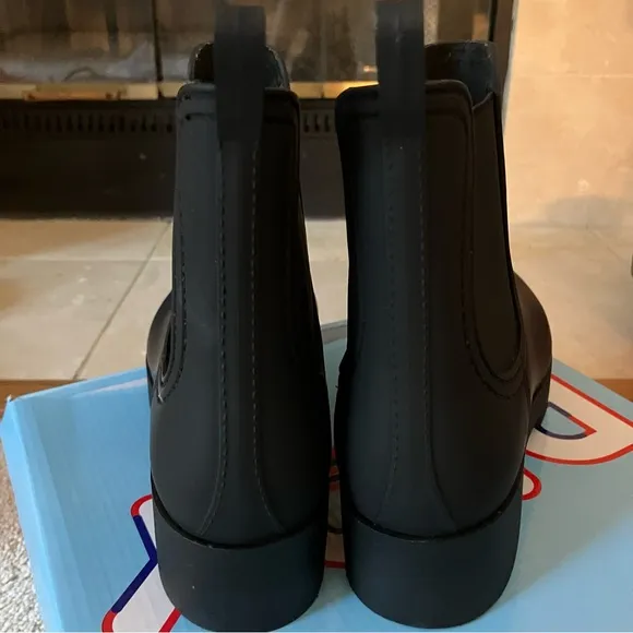 JEFFREY CAMPBELL Hydra Platform Waterproof Chelsea Boot in Black Matte 10 NIB