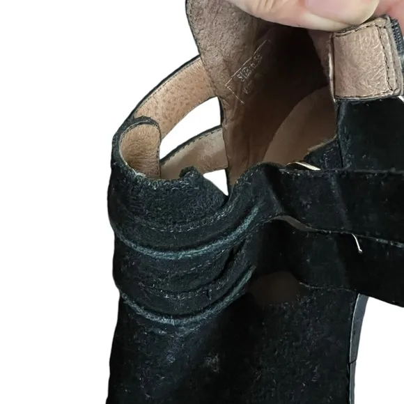 JEFFREY CAMPBELL Roycroft Suede Black Booties Boots