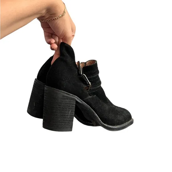 JEFFREY CAMPBELL Roycroft Suede Black Booties Boots