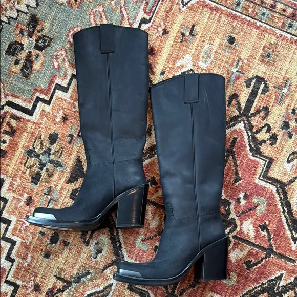 Jeffrey Campbell size 7.5 never worn boots