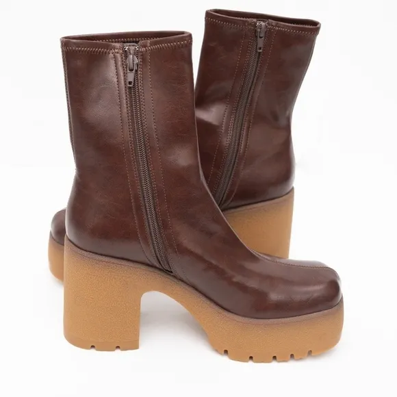 Jeffrey Campbell. Women's Refresh L Platform Boot. New!