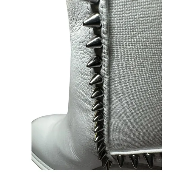 Jessica Simpson size 9.5 Demmie Leather Chunky Block Heel Studded Ankle Boots