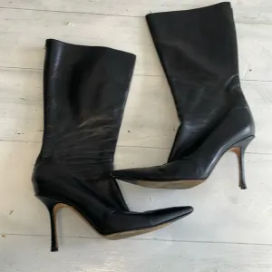 Jimmy Choo Boots 39.5 pointed zippered black leather her tap broken vintage